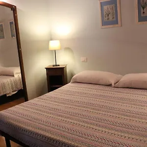 https://cascina-clarabella.it-lombardy.com